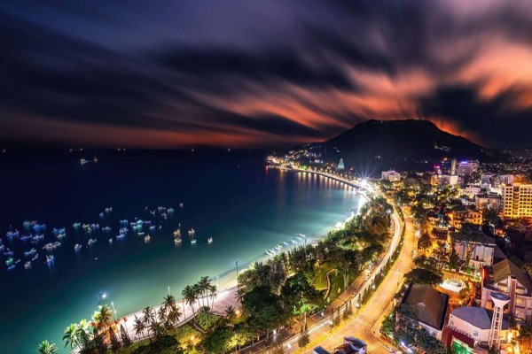 Vung Tau Nightlife: Best Bars, Clubs, and Evening Spots