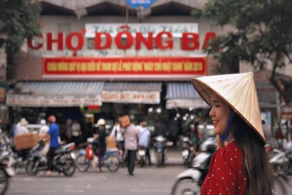 Where to Buy Gifts and Souvenirs in Hue: Local Treasures