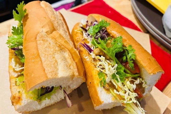 Where to Find the Best Banh Mi in Da Nang, Vietnam