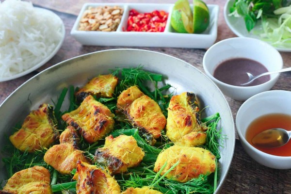 Local Dishes in Hanoi: Savor the Best of Vietnamese Cuisine