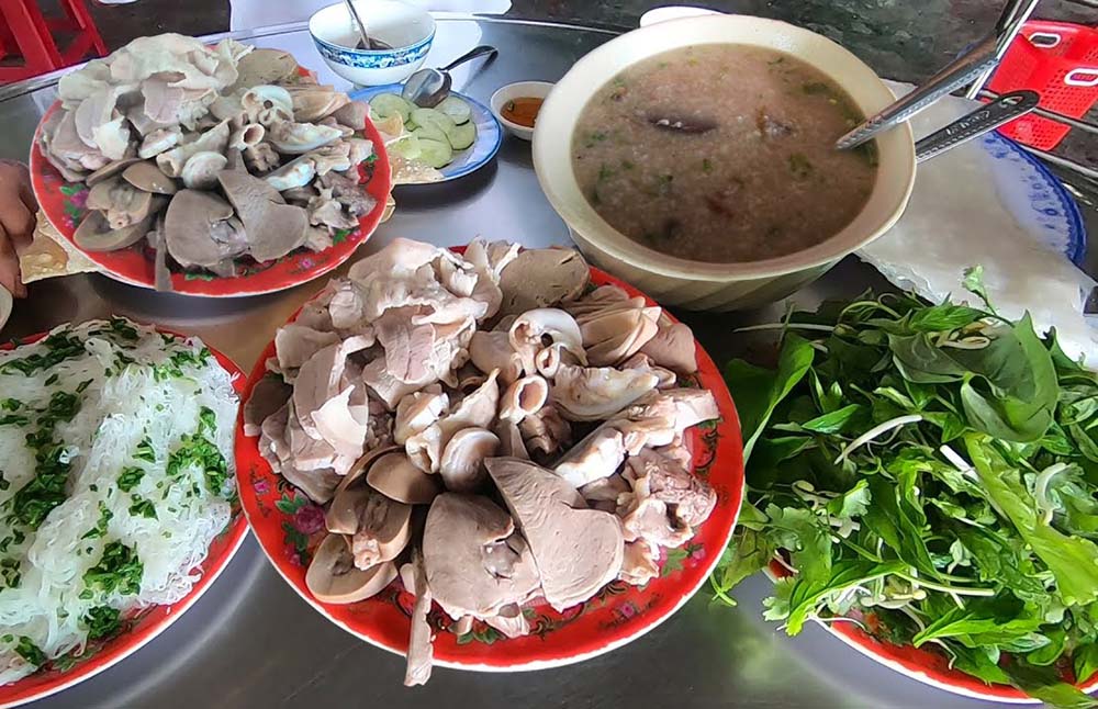 Fine Rice Vermicelli and Heart Porridge