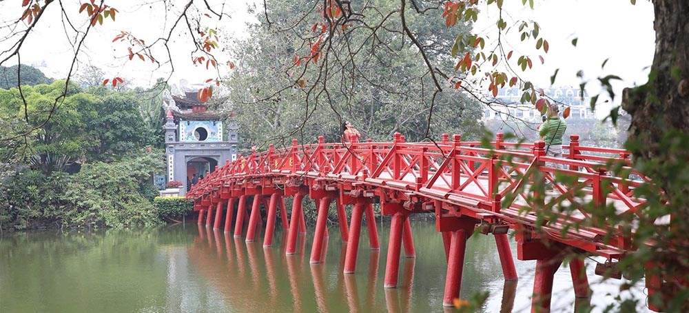 Ngoc Son Temple